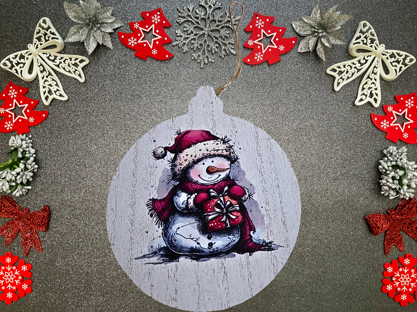 Gifting Snowman